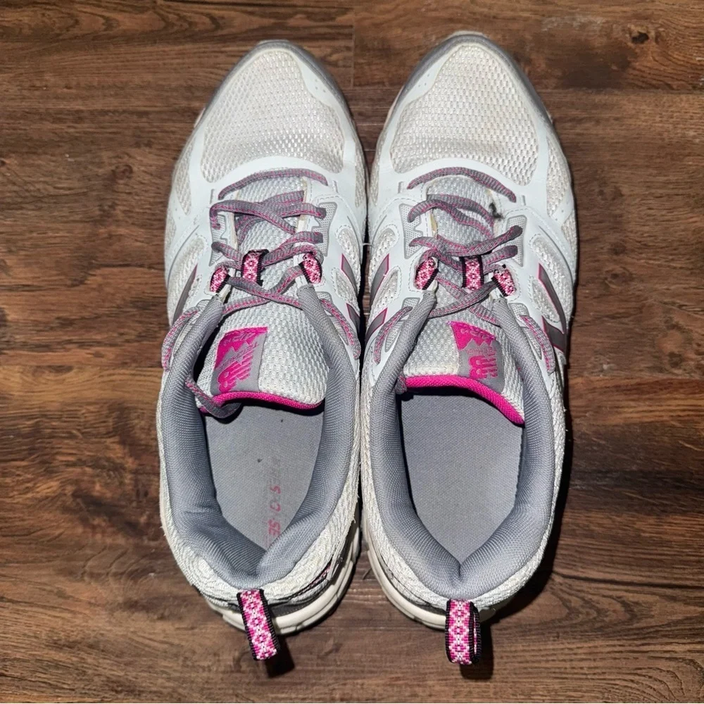 New Balance 412v3 Sneakers All Terrain Unisex WTE412L3 Grey Fuschia Womens 12 D